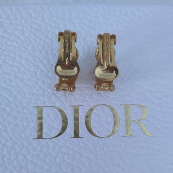 CHRISTIAN DIOR vintage earrings EUC - Picture 7 of 9
